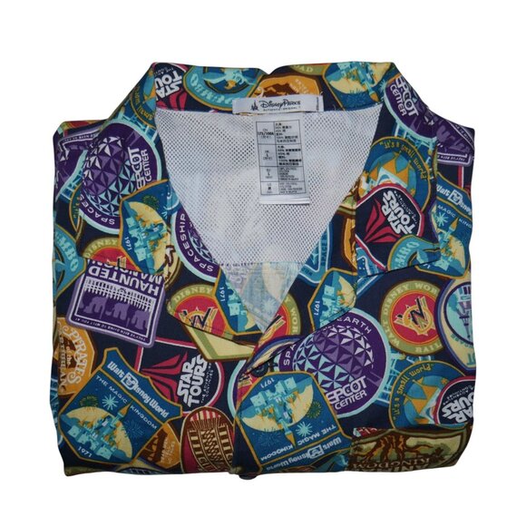 Disney Parks Haunted Mansion S/S Button Up Shirt Size M Walt Disney World Rare - Picture 6 of 7